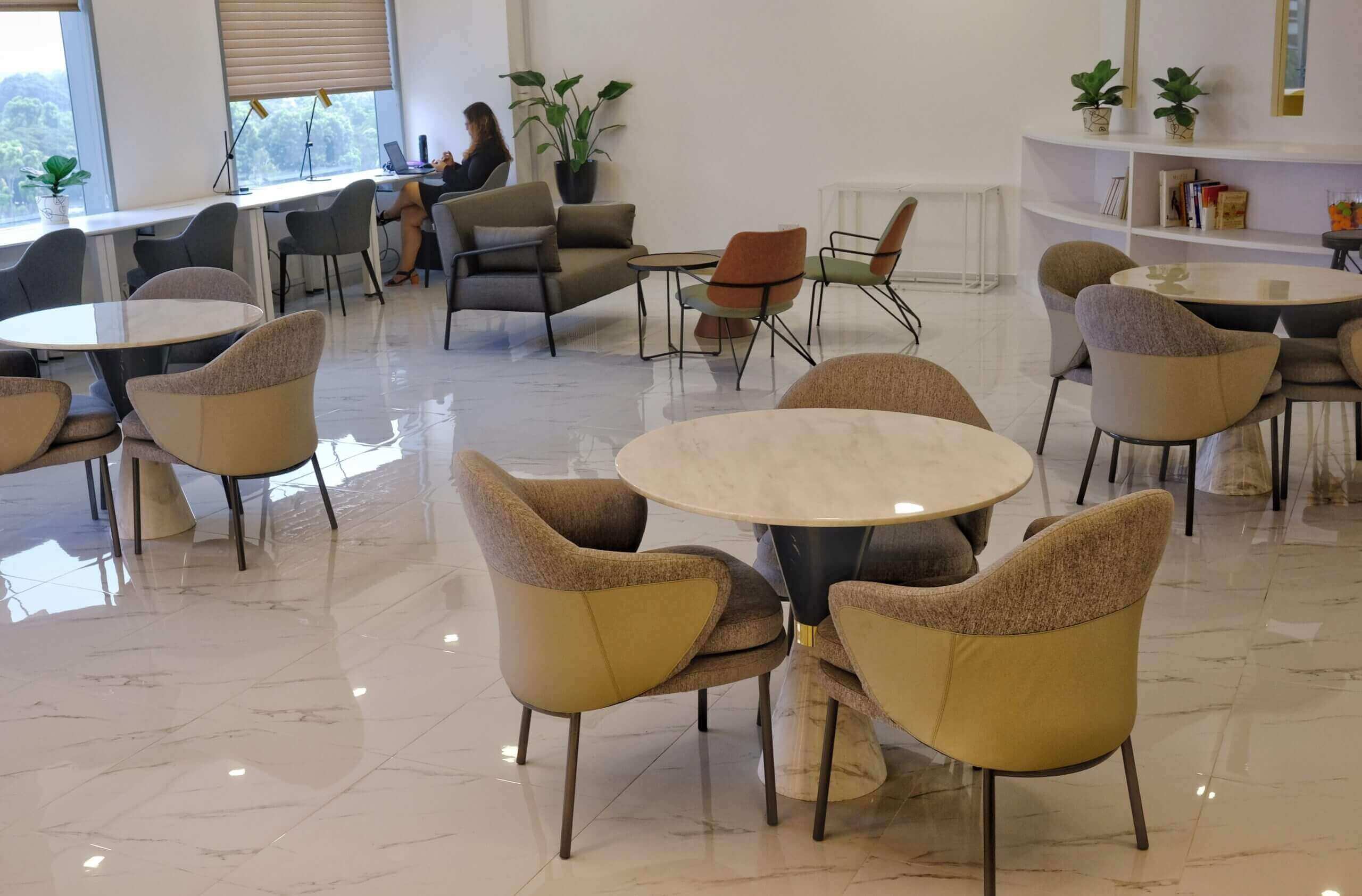 UClub suntec lounge