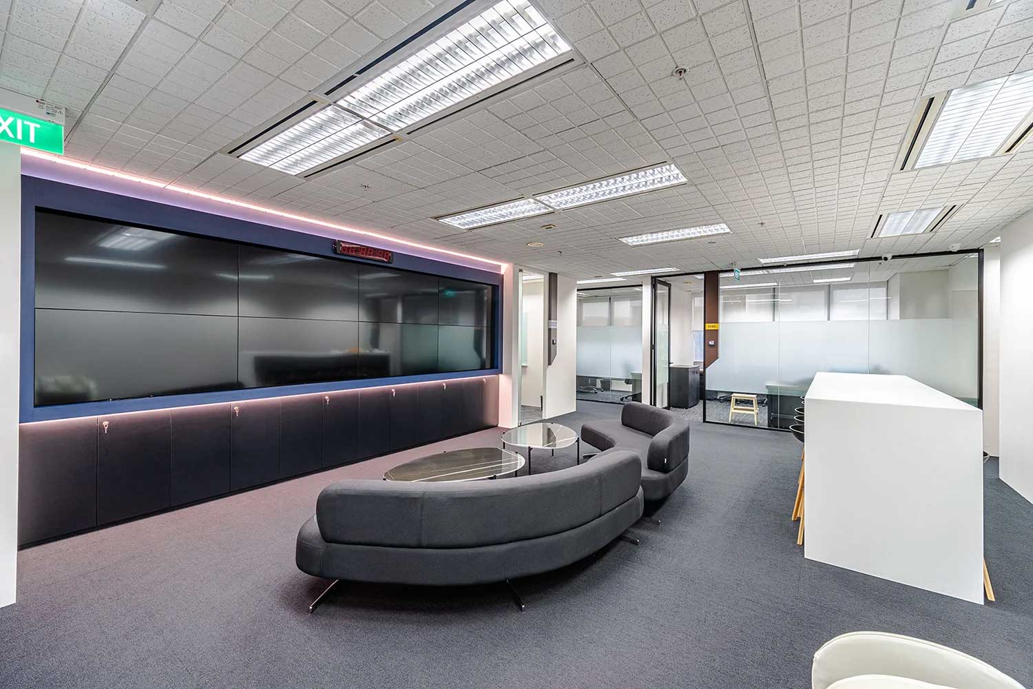 UClub Prudential Tower Shared Office Space